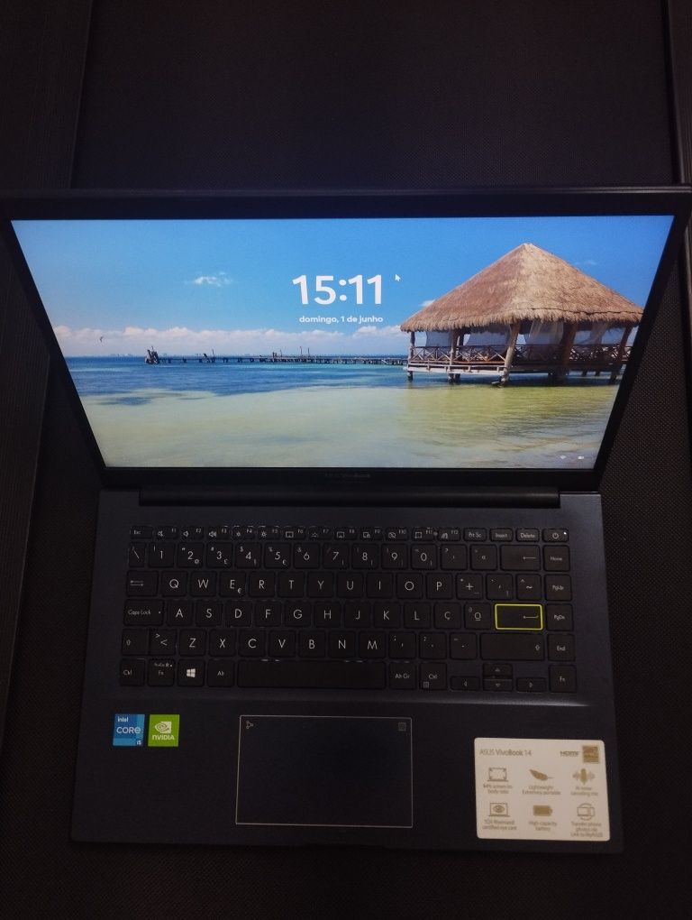 Computador portátil ASUS Vivobook 14"