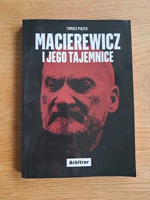 Macierewicz i jego tajemnice