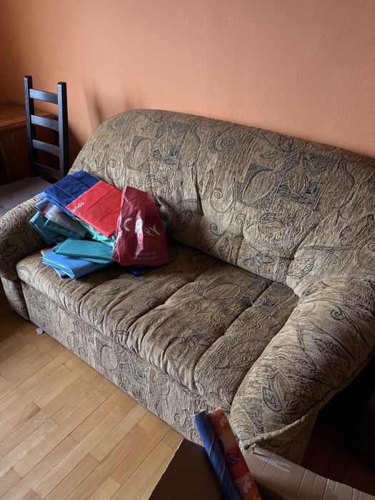 Kanapa rozkładana w super stanie, za darmo!