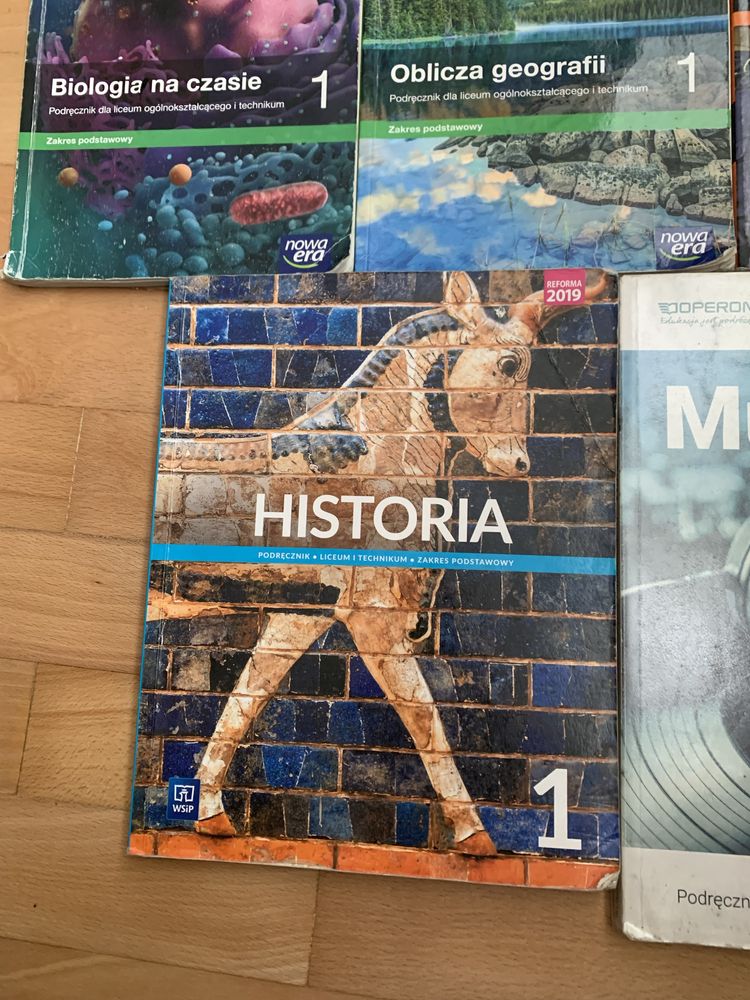 Podręczniki liceum I klasa