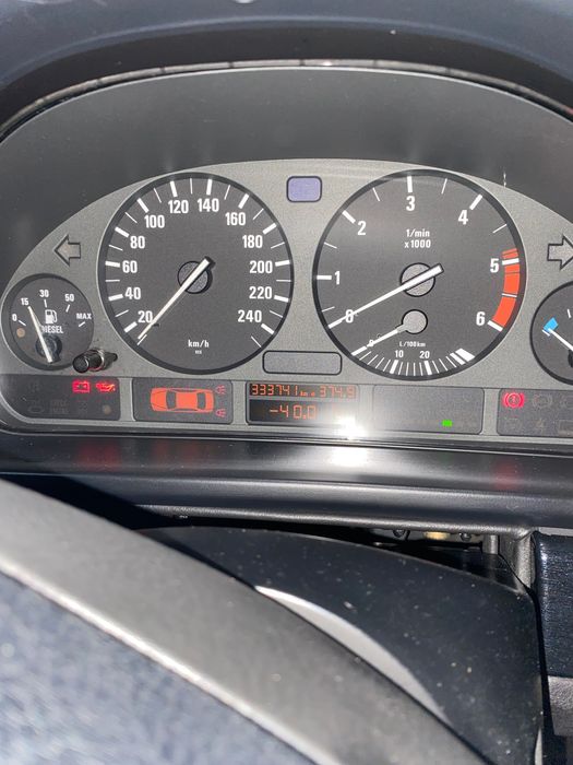 Bmw 525 tds motor 6cilindros impecável