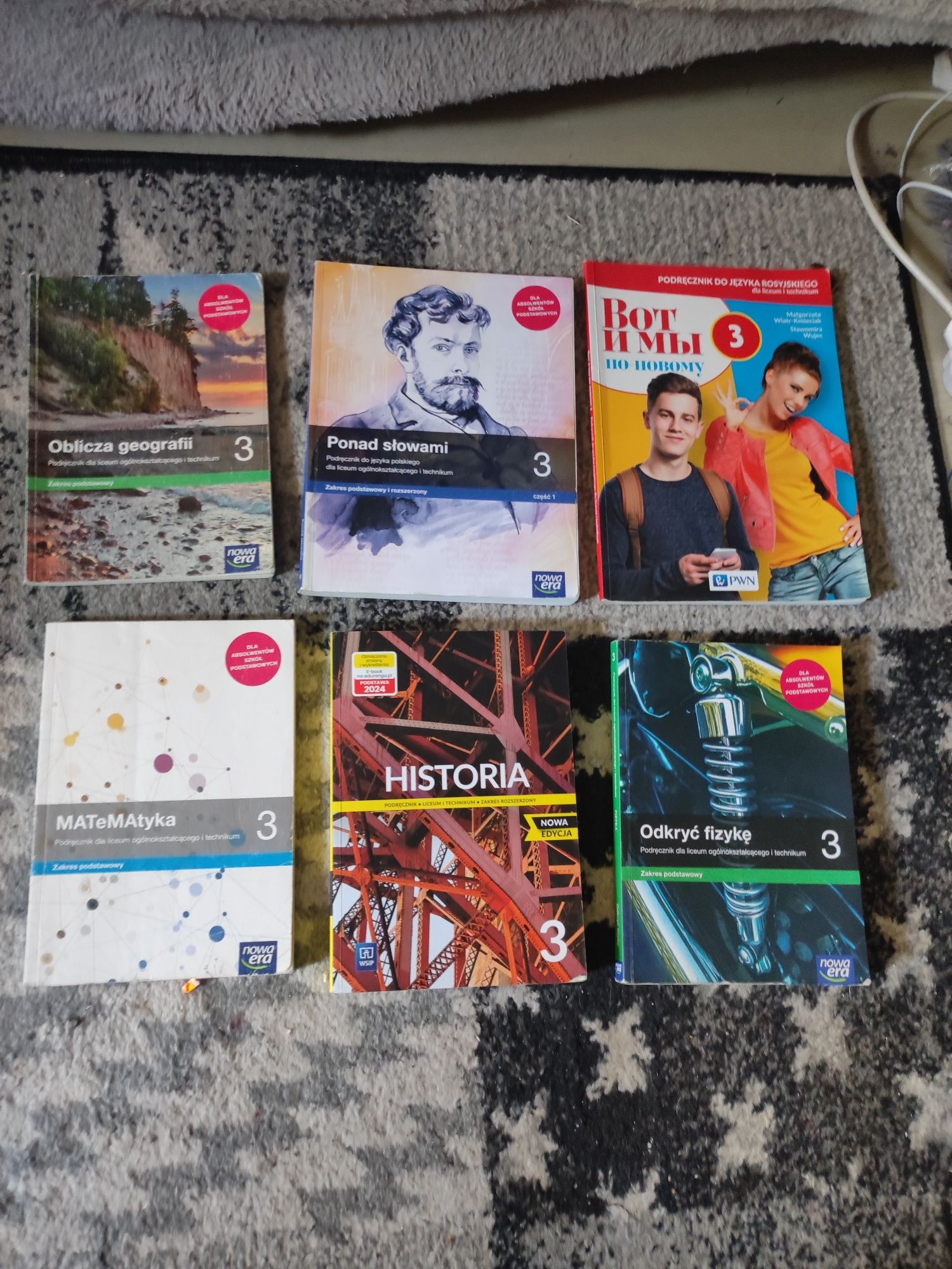 Sprzedam podręczniki do klasy 3 LO i technikum