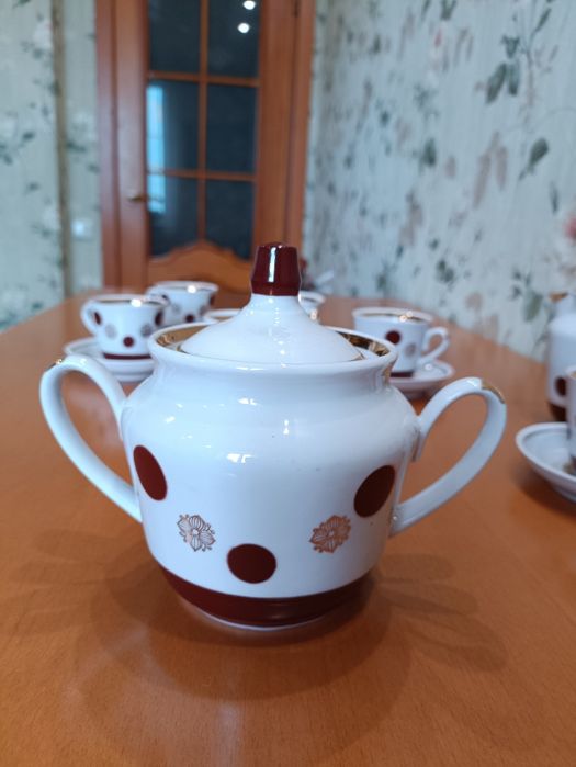 Кофейный сервиз, чашки