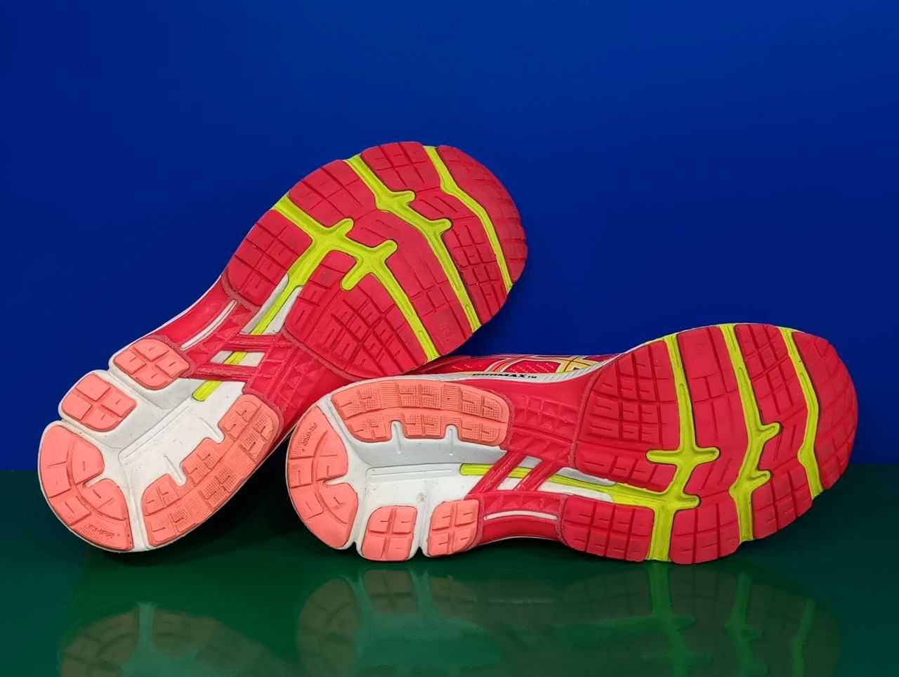 Беговые женские кроссовки Asics Gel-Kayano 26 Оригинал