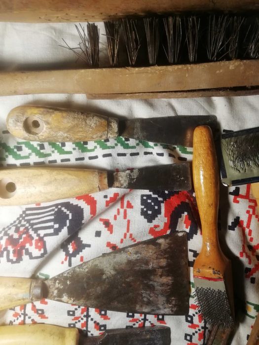 Щітка щетка скребок стамеска 1 лотом