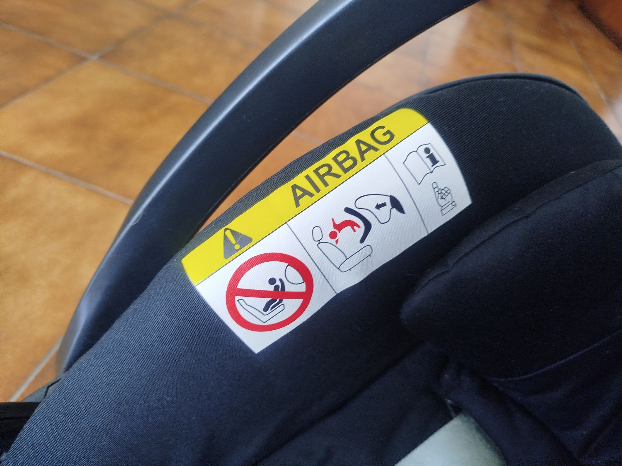 Conjunto base isofix e baby coque cybex Q-fix