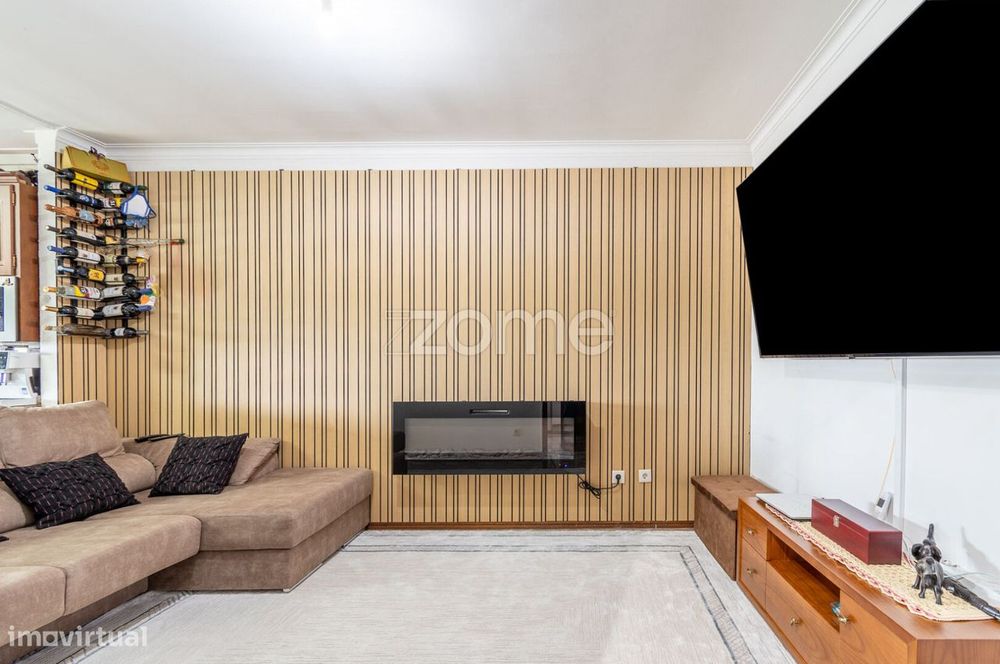 Apartamento T1+2 em Oliveira do Douro, V.N.G., Porto