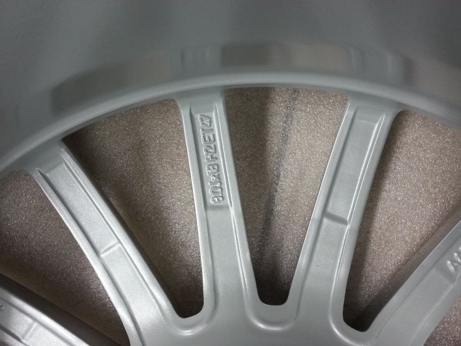 Felgi aluminiowe Audi A3,A4,A5,A6,A7,A8,Q3,Q5 5x112 8x18 66,6 Et-47
