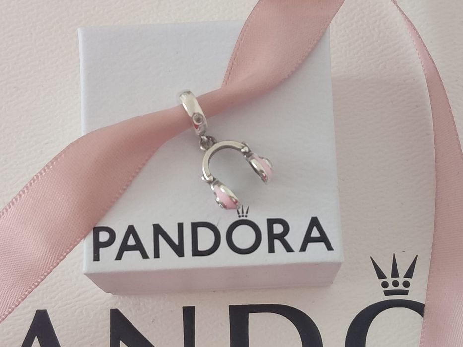 Zawieszka charms Pandora Nowa WYSYLAM W PUDELKU