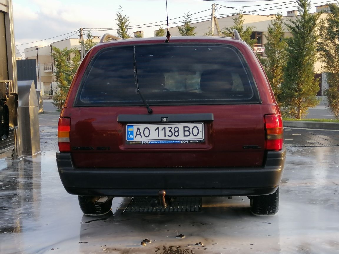 Продам Opel Omega A 2.0i універсал