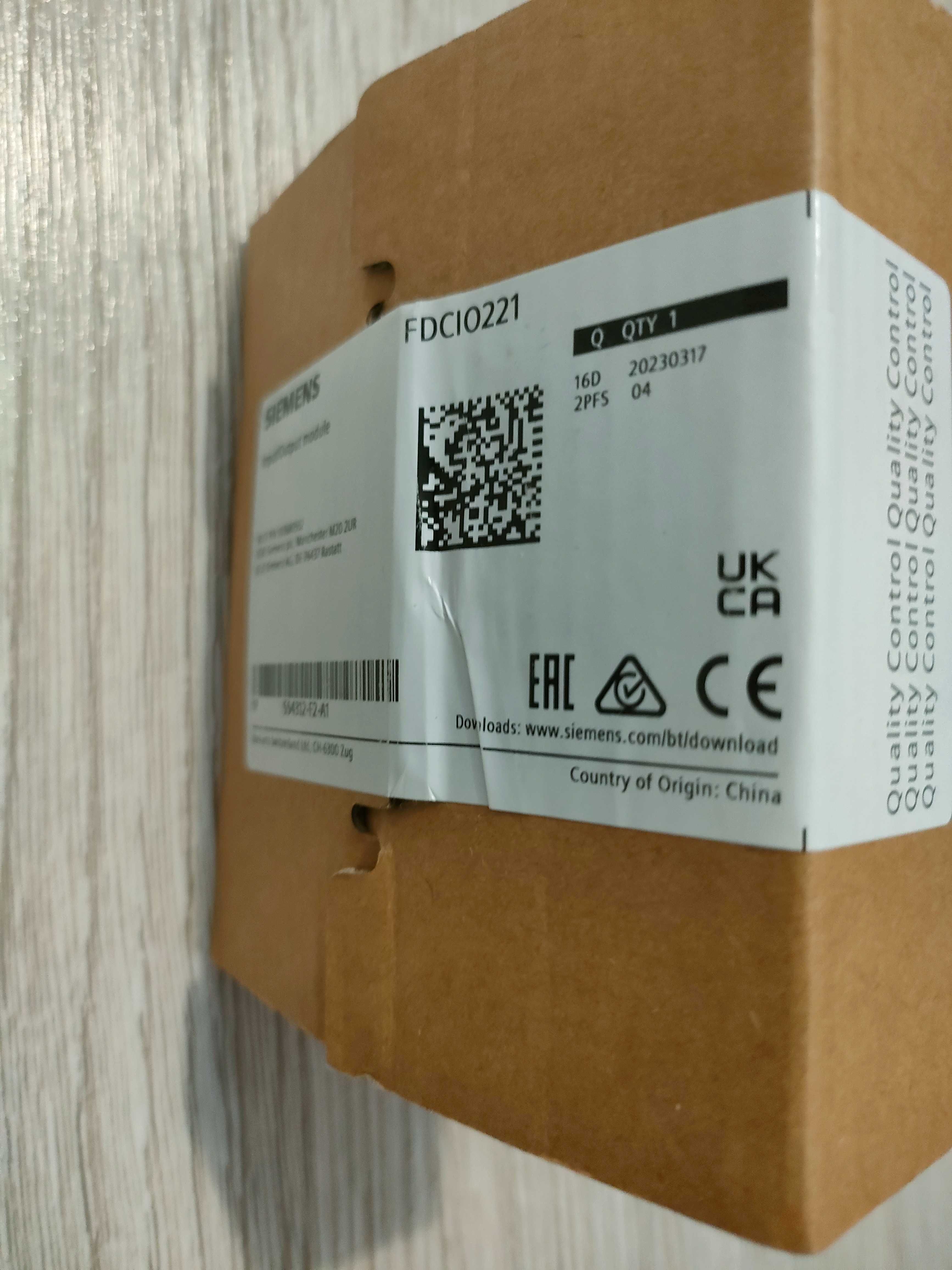 FDCIO221 Moduł 1 wejście / 1 wyjście (2A / 30 VDC/VAC)