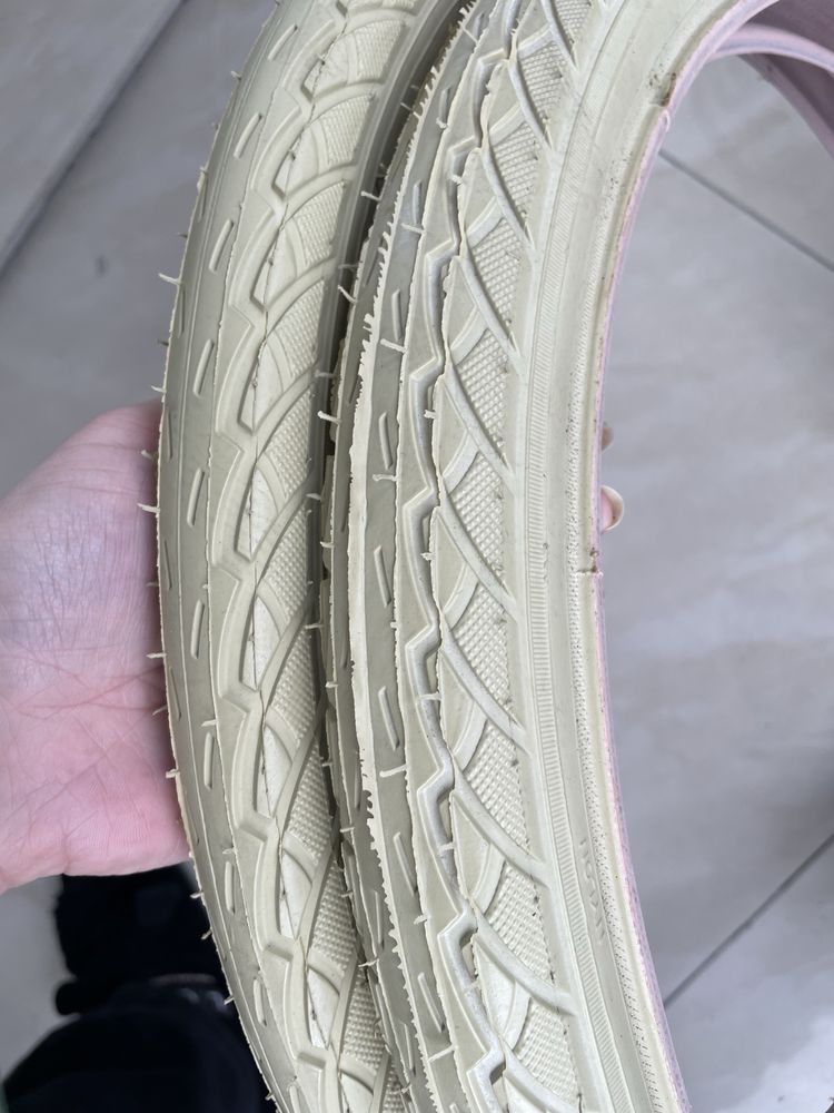 Opona 2 x opony nowe Deli Tire 20 x 1,75 kremowe beżowe