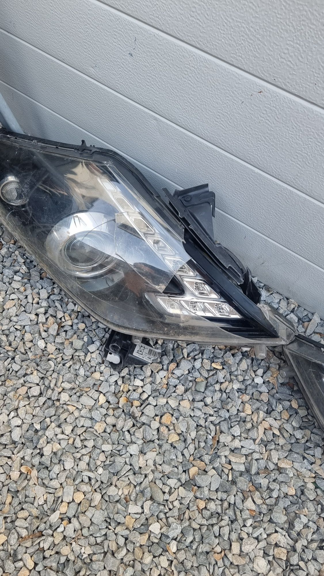 Laguna coupe gt lampa xenon led polift