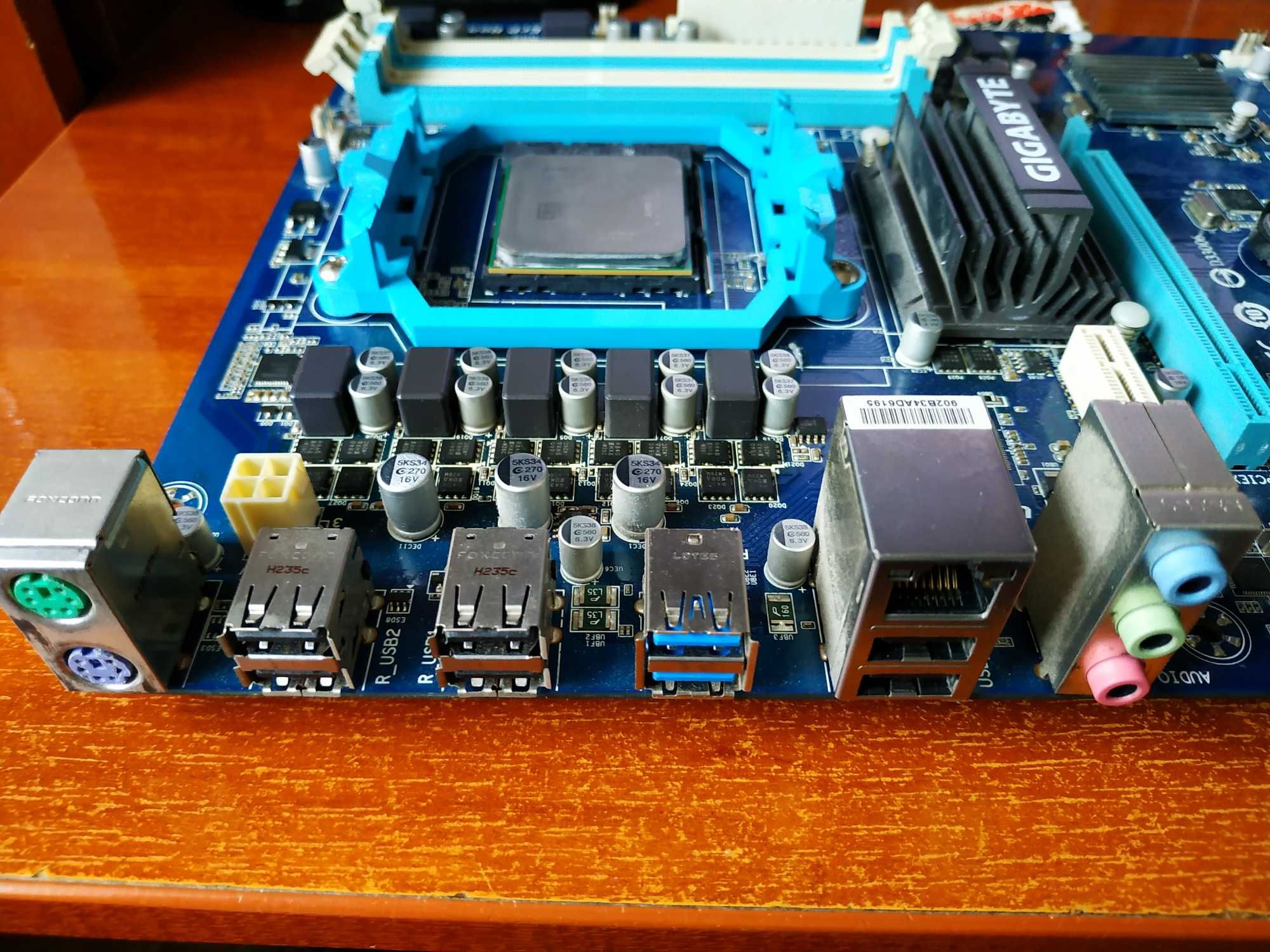 комплект АМ3+ материнка GIGABYTE 970A-DS3 проц FX6350, 8Gb DDR3