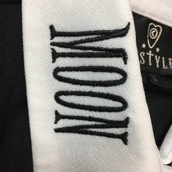 Gotycki Szyk ! Czarna Koszula "Moon Child" Restyle (Size S)