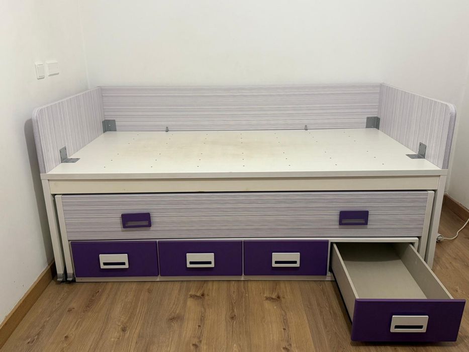 Quarto Juvenil - Cama dupla com 4 gavetoes + Roupeiro