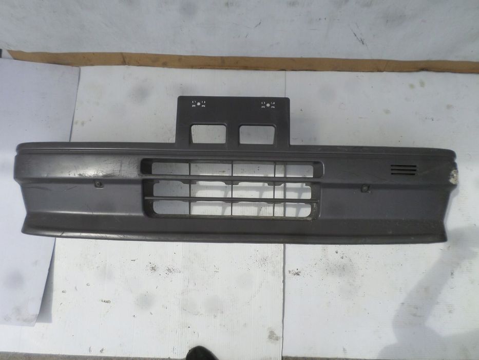 ZDERZAK PRZÓD SUBARU LIBERO 1990 R