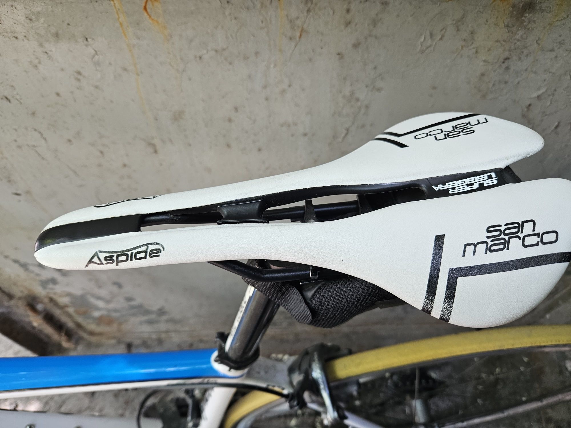 Продам карбоновый шоссер Cervelo R3