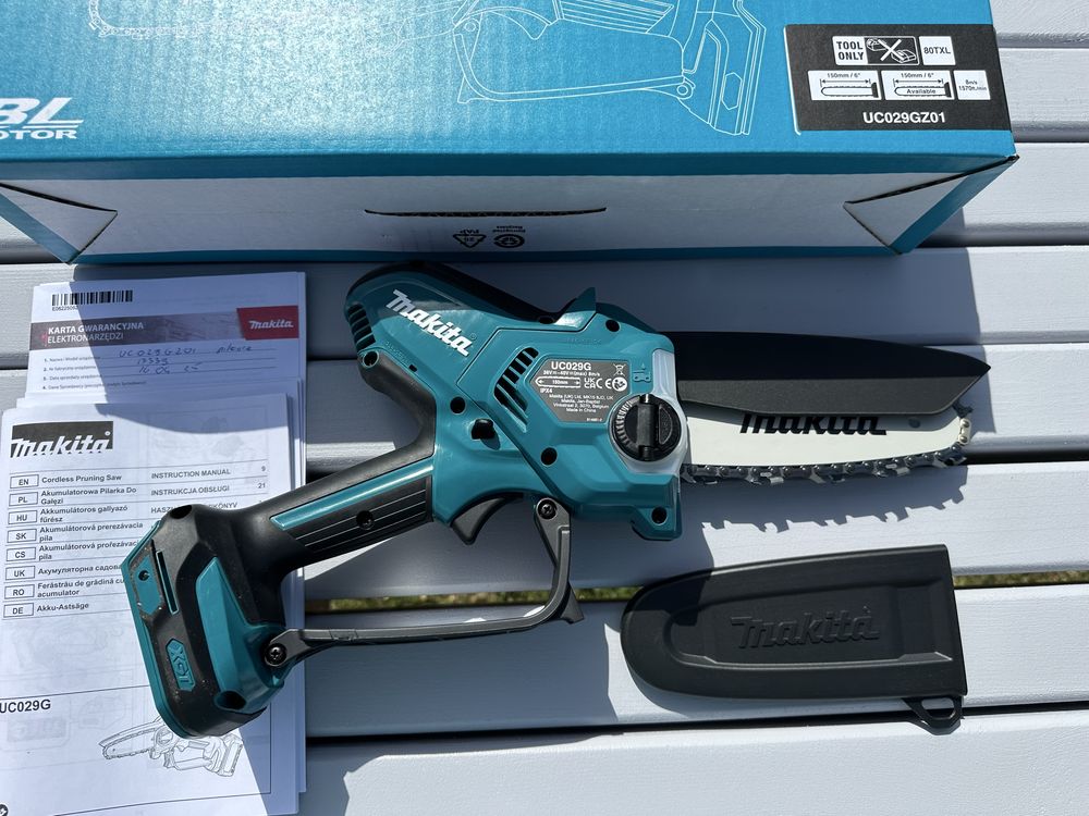 Makita akumulatorowa pilarka do gałęzi UC029G 40V XGT UC029GZ01 15cm