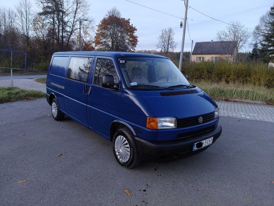 VOLKSWAGEN TRANSPORETER T4 2000r LONG 1.9TD Holenderka 5 osobowa Hak