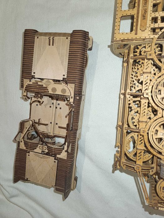 Деревянные 3d пазлы одним лото. Машина, поезд.