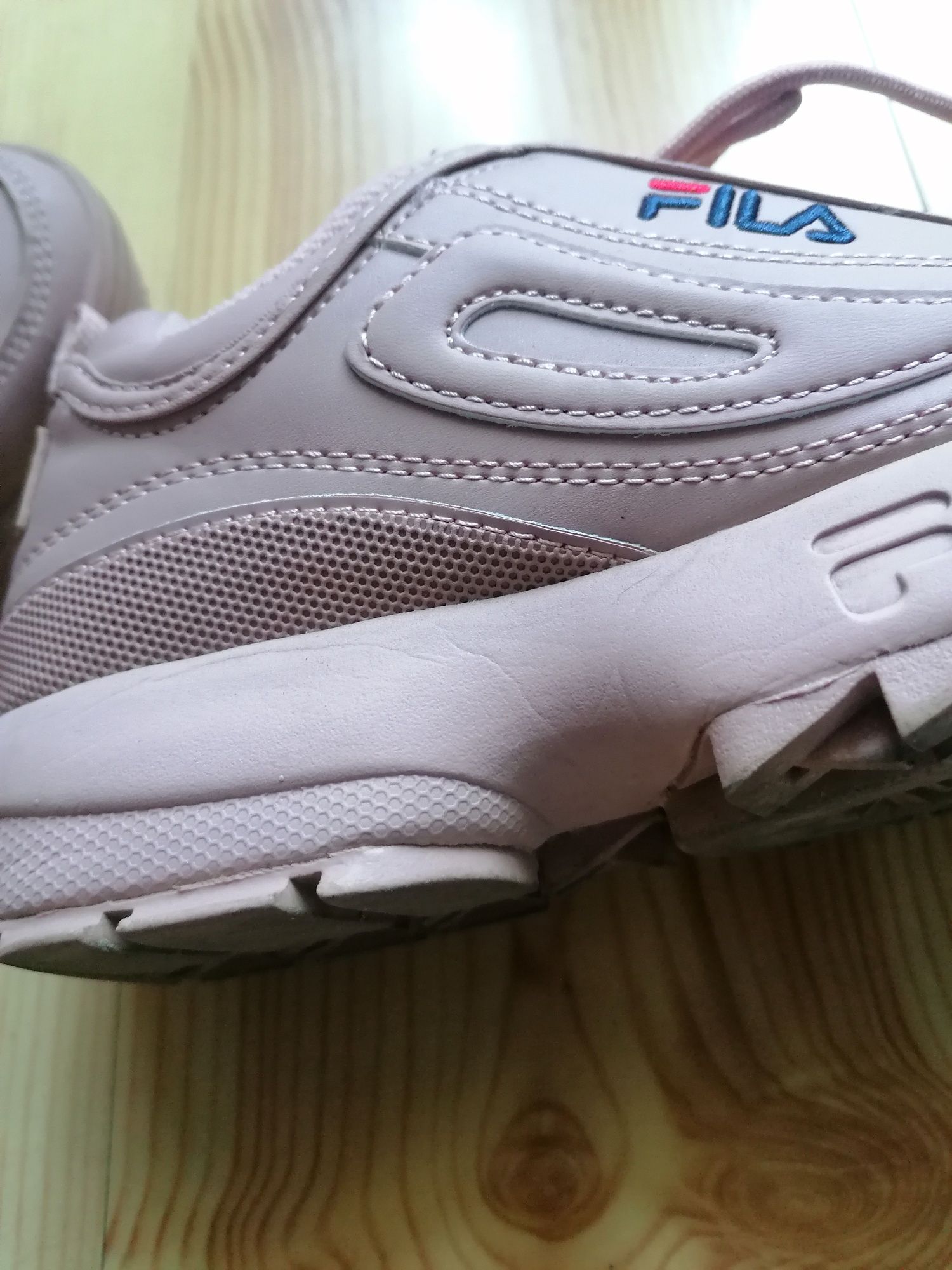 Buty sneakersy sportowe FILA