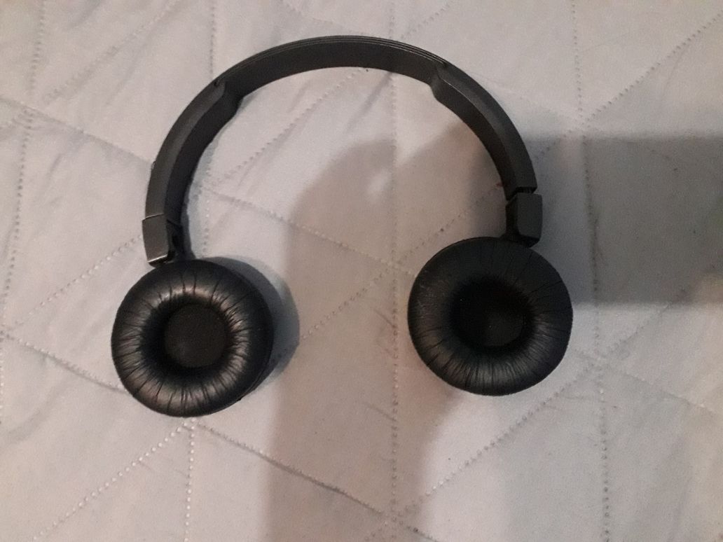 Słuchawki JBL czarne