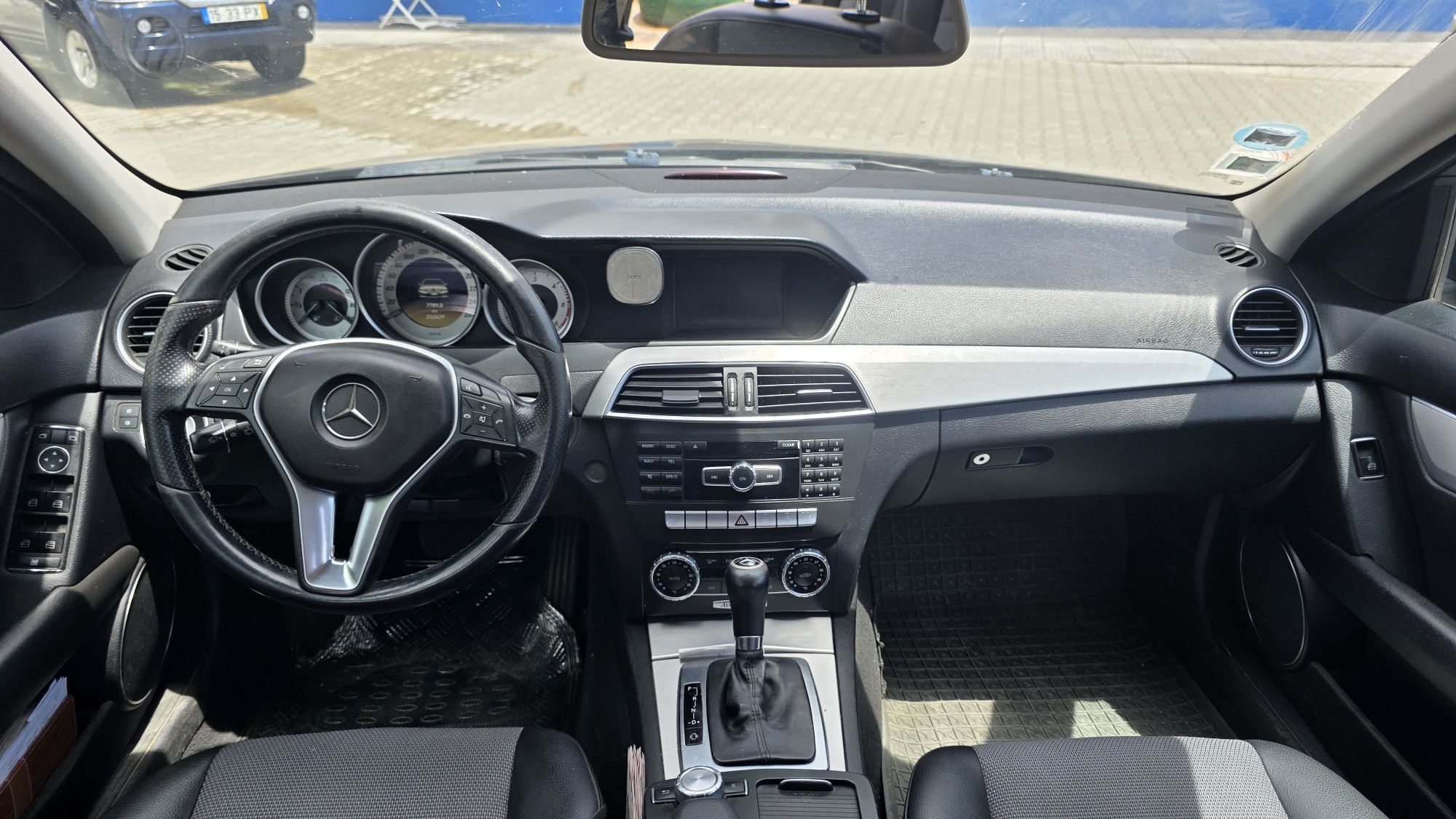 Mercedes 220 Avantegrade