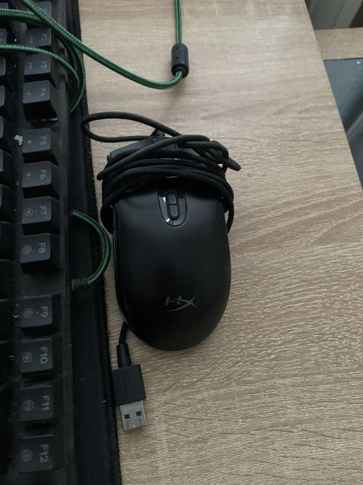 Logitech g pro x, fifine AM6, hyperX мышка, rztk клавиатура.