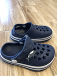 Crocsy chłopięce granatowe