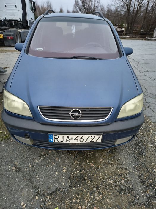 Авто opel zafira