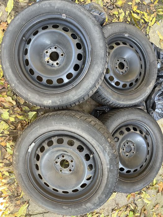 Opony zimowe 205/55 r16 z felgami stalowymi
