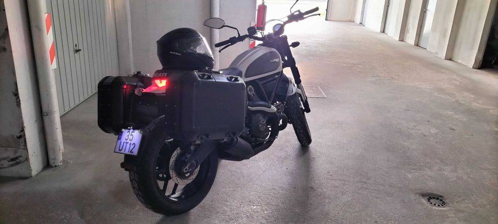 Ducati Scrambler 800