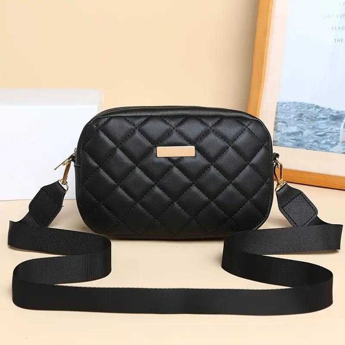 Зручна сумка з довгим ремішком в зеленому м'ятному червоному кольорі