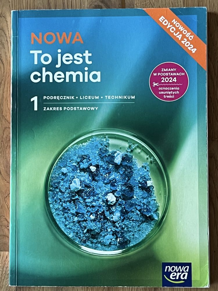 Zestaw 3 ksiażek biologia fizyka i chemia klasa 1