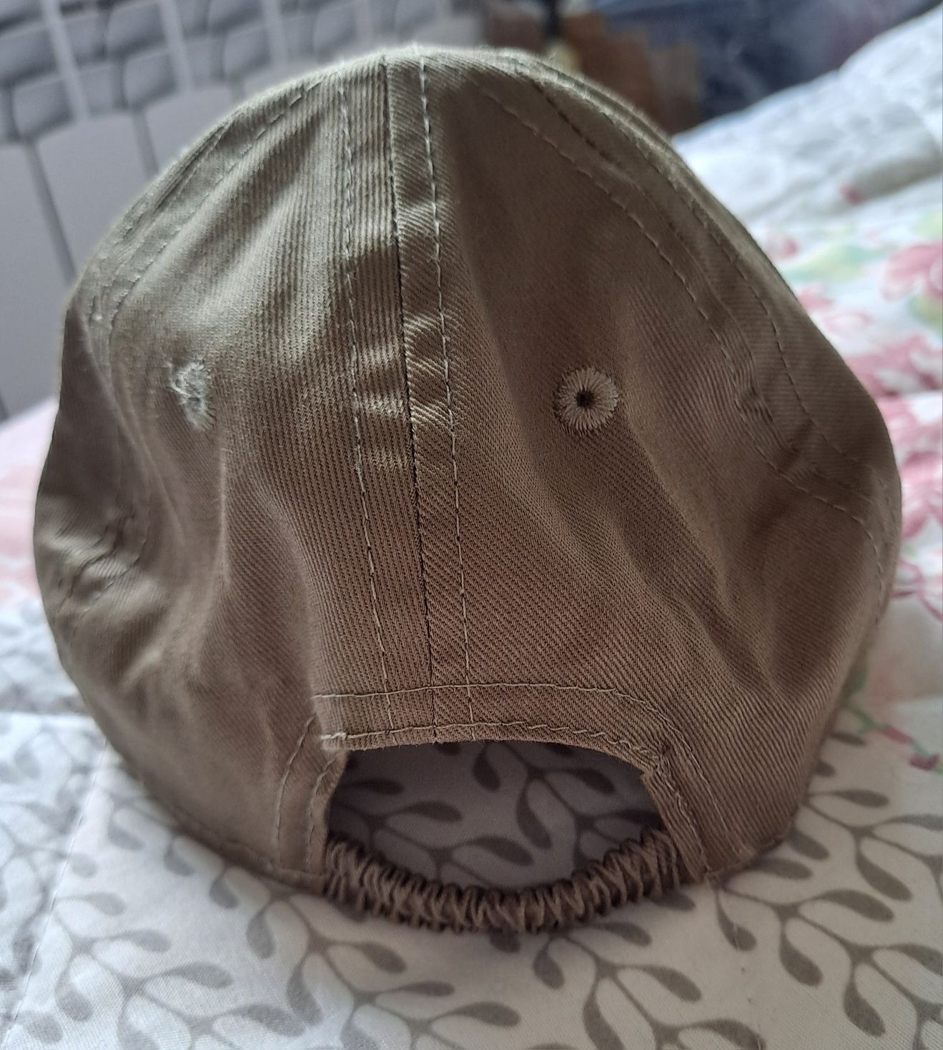Czapka z daszkiem gumka Micky khaki h&m bliźniaki I nie tylko