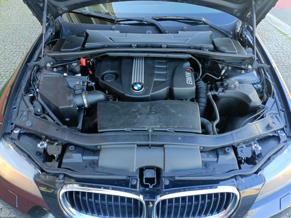 BMW 318d Touring