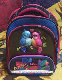 Школьный рюкзак для девочки Delune