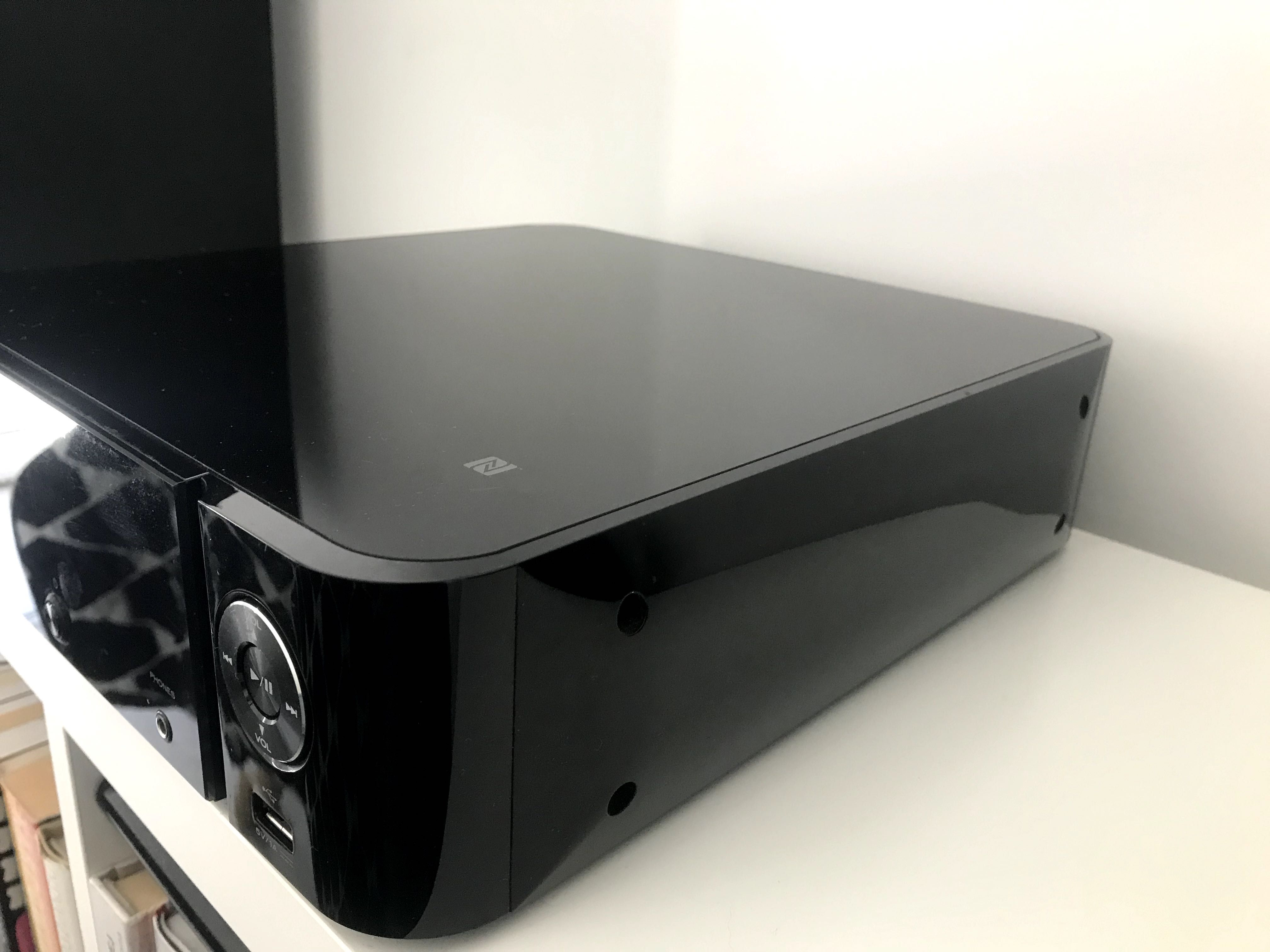 Amplituner odtwarzacz sieciowy Marantz M-CR511 SpotifyBluetoothAirPlay