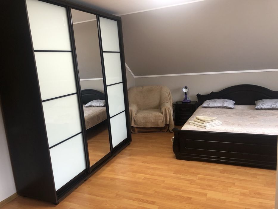 Здам будинок та номера