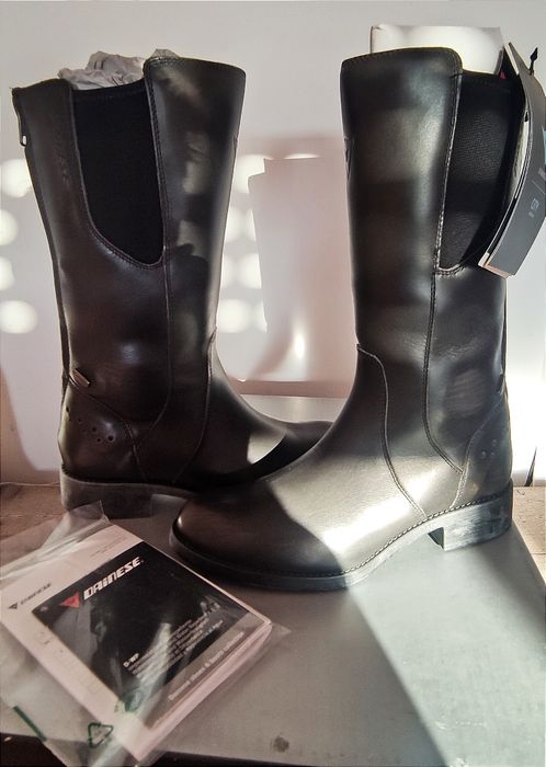 Botas cano alto pele Dainese