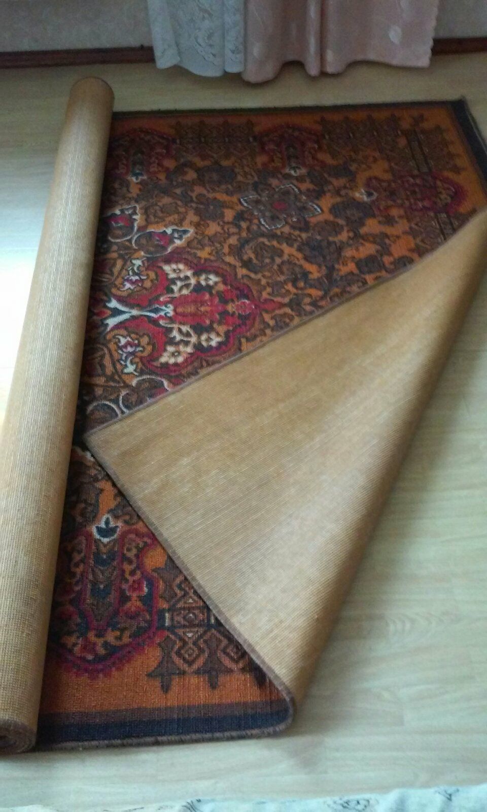 Безворсовий килим