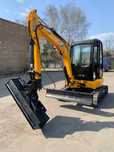 Аренда мини- экскаватора 8025 ямобур -бобкат- JCB-3CX