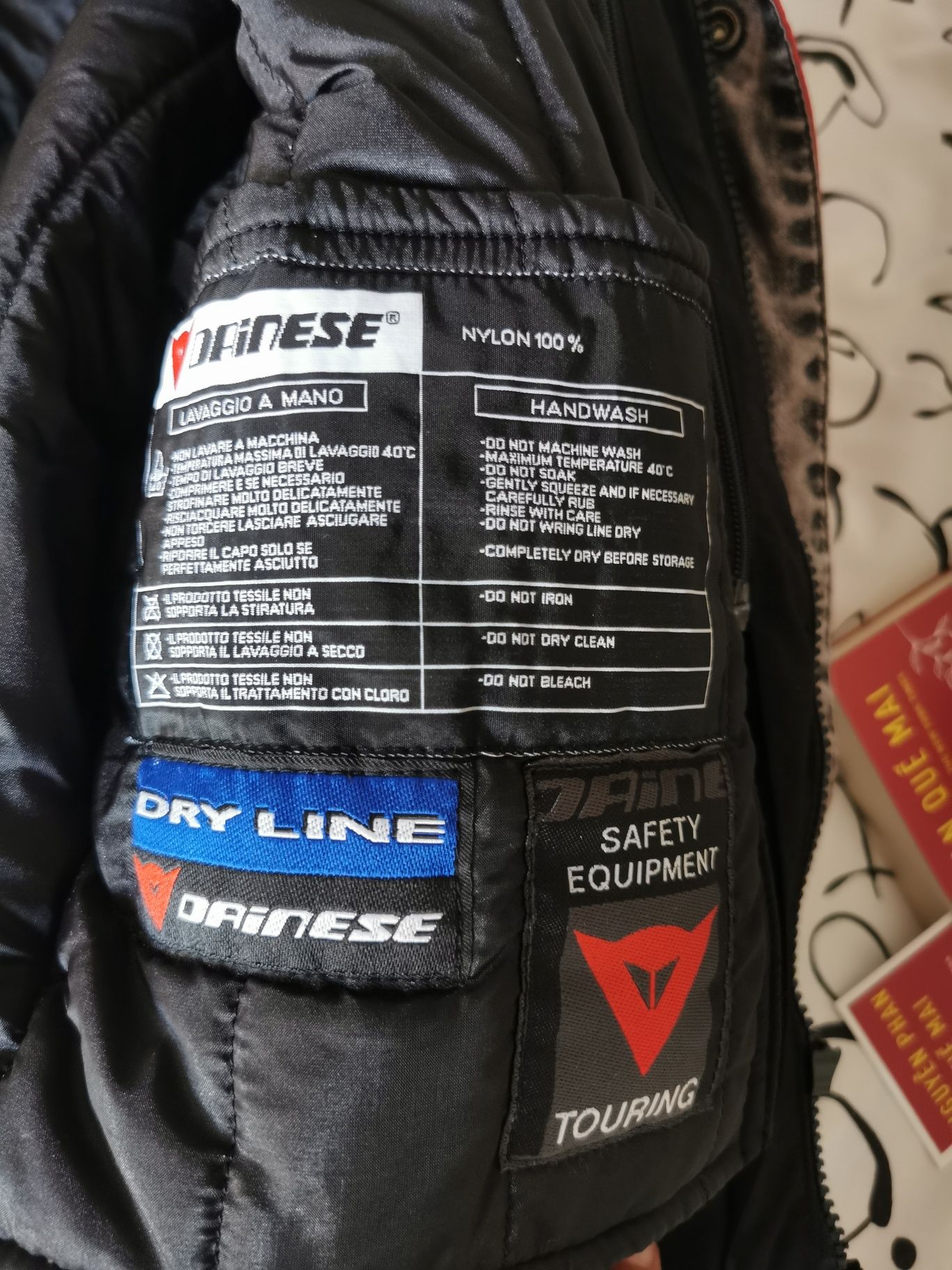 Blusão Dainese tamanho 48