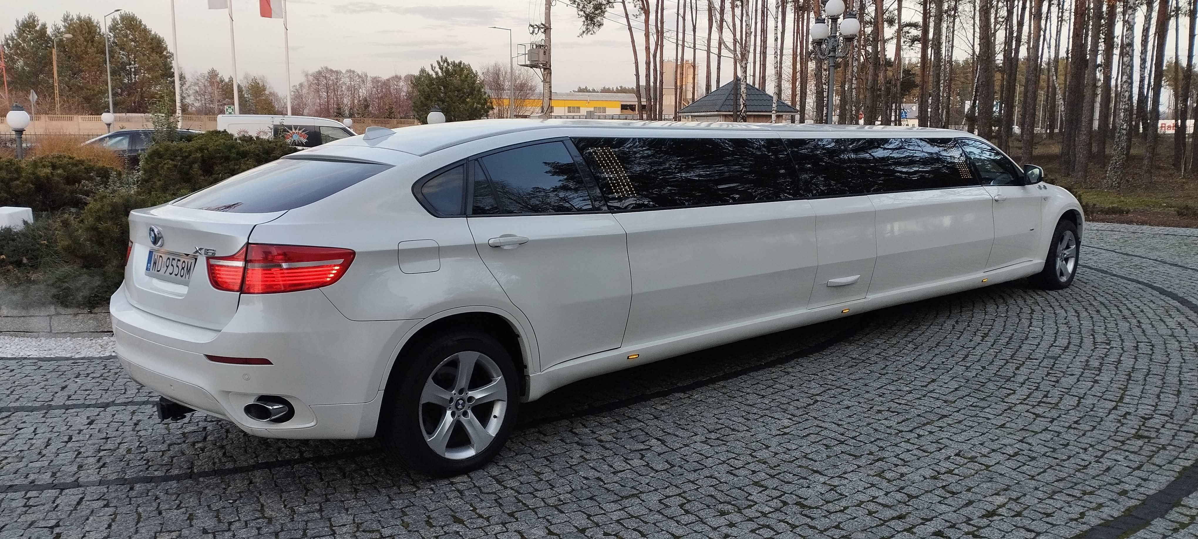 LIMUZYNA BMW X6 Jet Door *ŚLUB* Wieczór Panieński* Kawalerski * RANDKI
