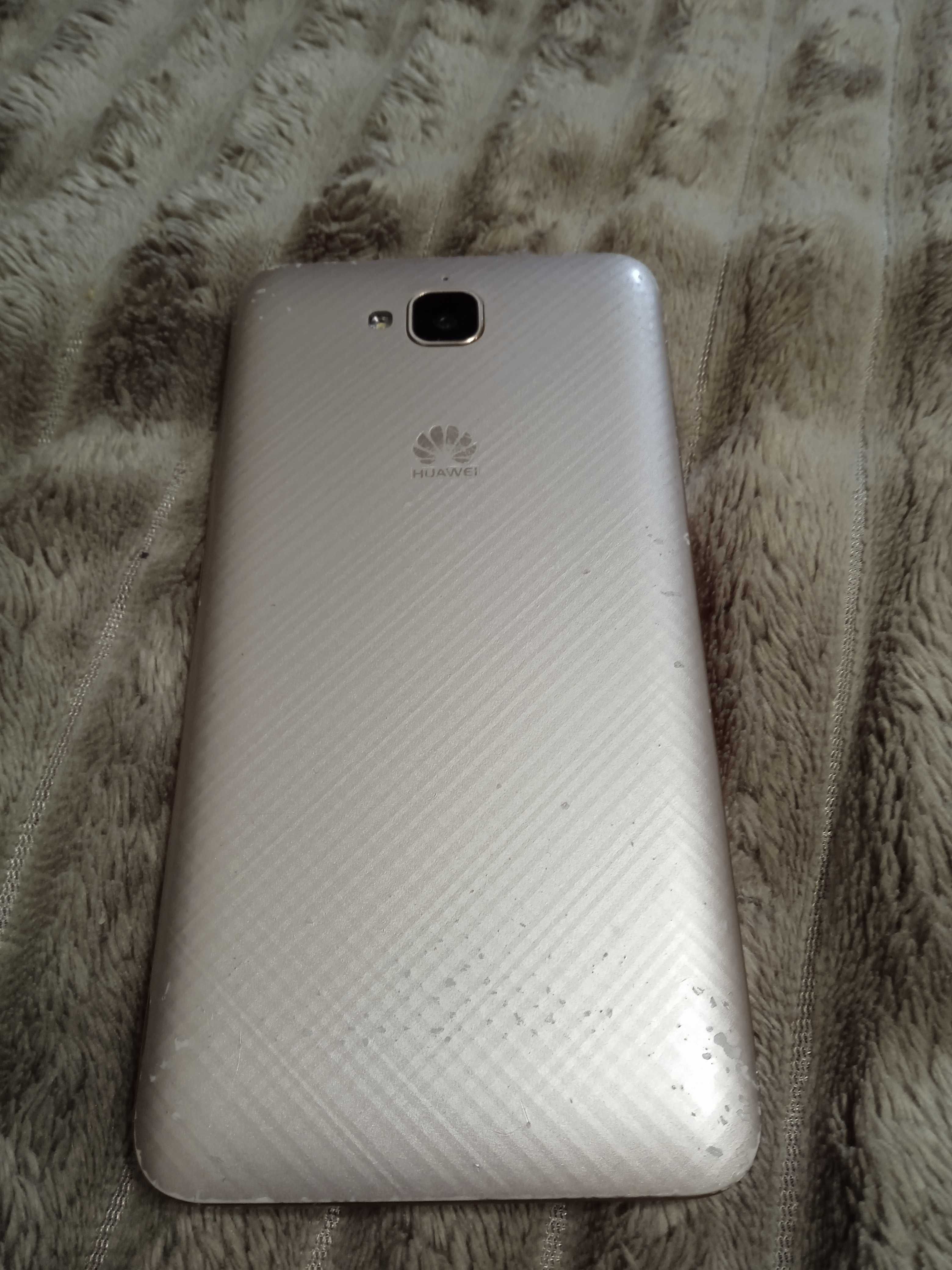 смартфон huawei y6 tit-u02  2/16 рабочий.