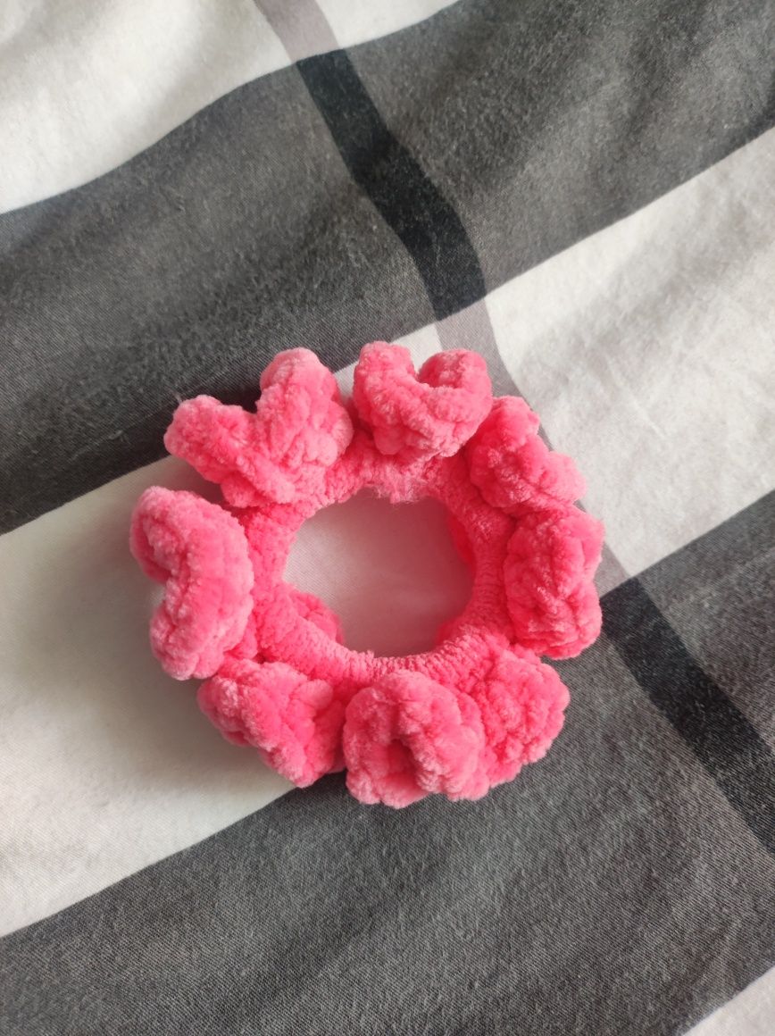 Nowa różowa gruba gumka do włosów crunchie