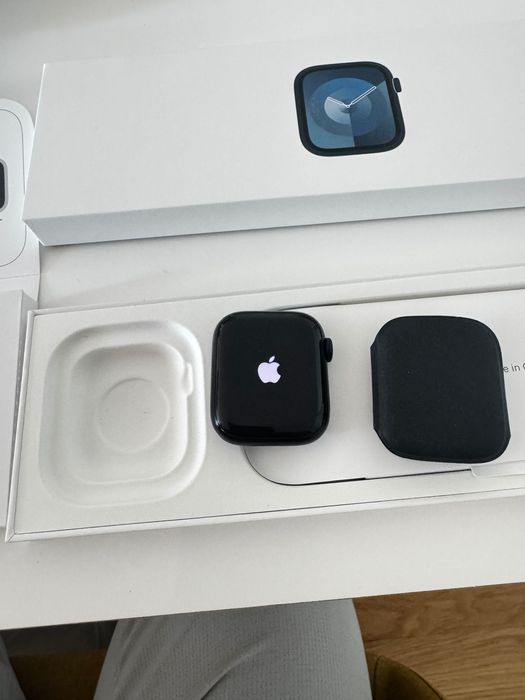 Apple Watch Series 9 – 41mm (GPS) Azul – Em Ótimo Estado