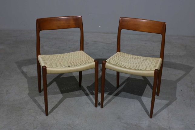 Cadeiras Niels O. Moller modelo 77 em teca e corda | Mid-Century