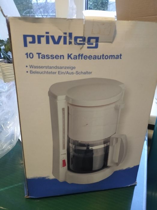 Продам капельную кофеварку